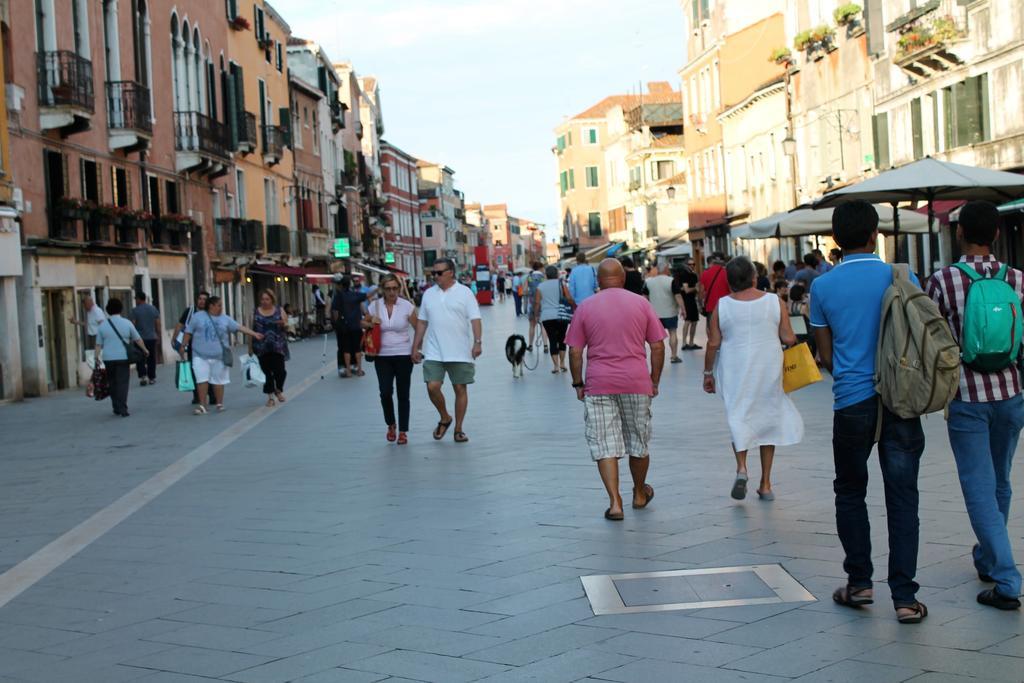 Appartamento Calle Dei Preti Venedik Dış mekan fotoğraf