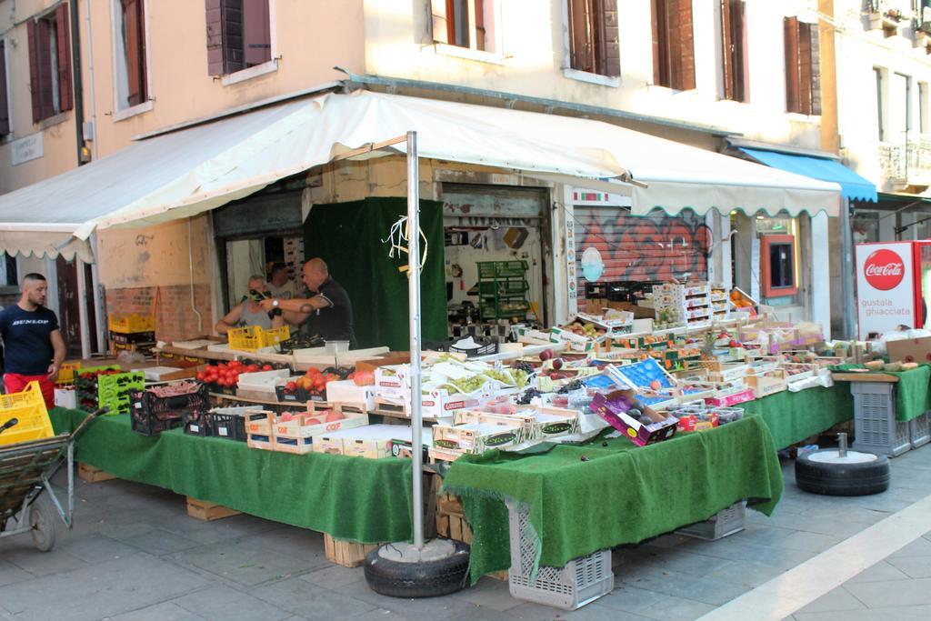 Appartamento Calle Dei Preti Venedik Dış mekan fotoğraf